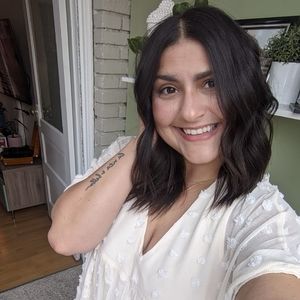 Meet your Posher, Melanie